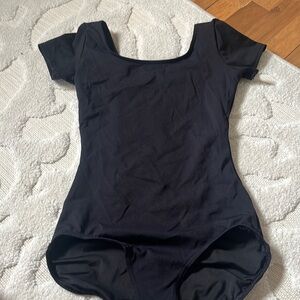 capezio short sleeve leotard